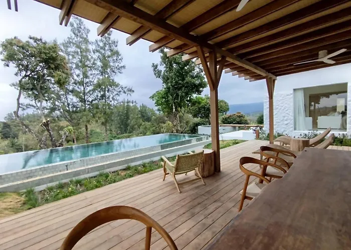 Roukh Kiri Khaoyai, The Centara Collection
